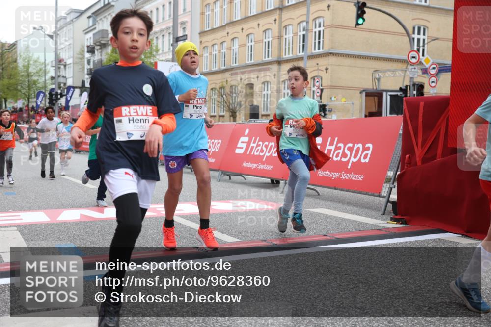25.04.2026 - Das Zehntel Strokosch-Dieckow http://msf.ph/oto/9628360 25.04.2026 10:51:22 Ziel 5110, 5422, 5457, 5458, 5580, 5885, 6039, 6099, 6717, 6919, 7391, 7546, 7955 meine-sportfotos.de
