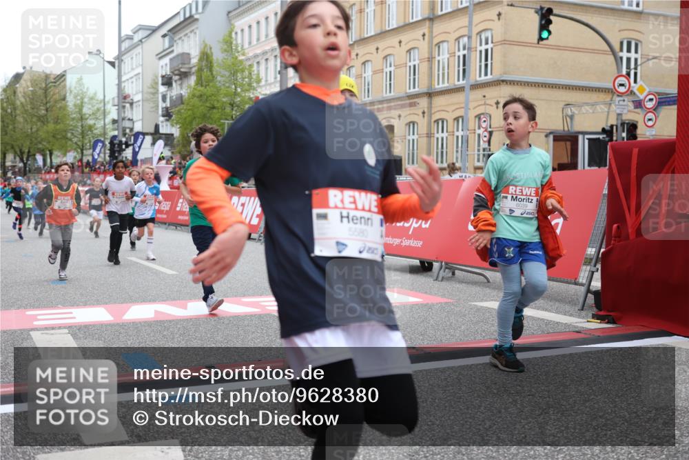 25.04.2026 - Das Zehntel Strokosch-Dieckow http://msf.ph/oto/9628380 25.04.2026 10:51:22 Ziel 5110, 5422, 5457, 5458, 5580, 5885, 6039, 6099, 6717, 6919, 7391, 7546, 7955 meine-sportfotos.de