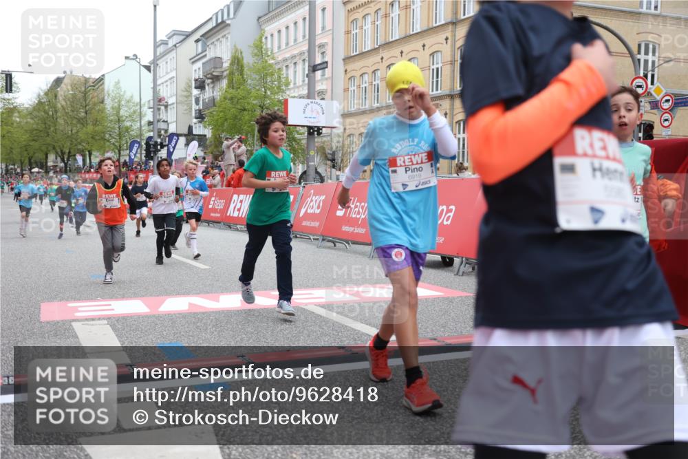 25.04.2026 - Das Zehntel Strokosch-Dieckow http://msf.ph/oto/9628418 25.04.2026 10:51:23 Ziel 5110, 5457, 5481, 5566, 5572, 5580, 5885, 6039, 6099, 6717, 6919, 7391, 7546, 7955, 7968 meine-sportfotos.de