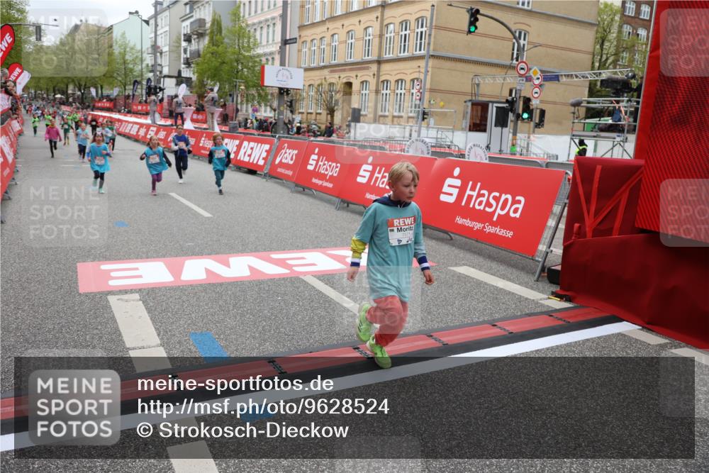 25.04.2026 - Das Zehntel Strokosch-Dieckow http://msf.ph/oto/9628524 25.04.2026 11:07:55 Ziel 5598, 5602, 5651, 6288, 6292, 7002, 7563, 7571, 7572, 7651, 7661 meine-sportfotos.de