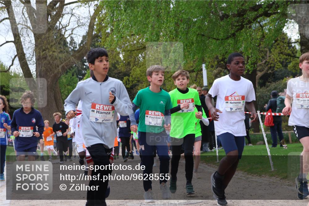 25.04.2026 - Das Zehntel Zöllner http://msf.ph/oto/9628555 25.04.2026 11:41:38 Laufen 11252, 10637, 11492, 1151 meine-sportfotos.de