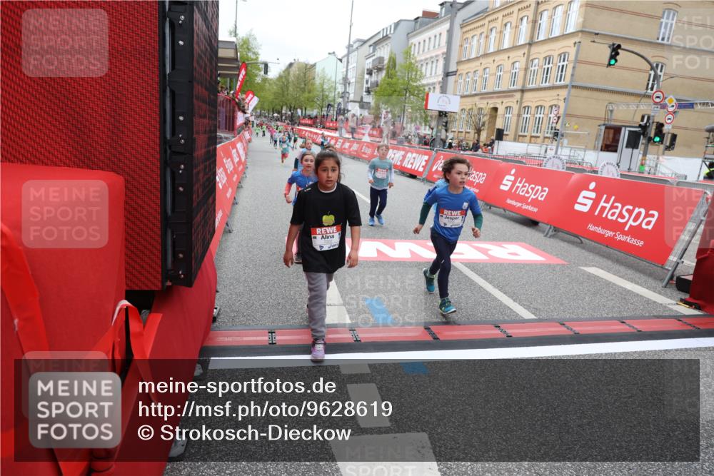 25.04.2026 - Das Zehntel Strokosch-Dieckow http://msf.ph/oto/9628619 25.04.2026 11:07:50 Ziel 5461, 5602, 6288, 6292, 6925, 6962, 6990, 7002, 7563, 7569, 7572, 7651, 7661, 7788, 8001 meine-sportfotos.de