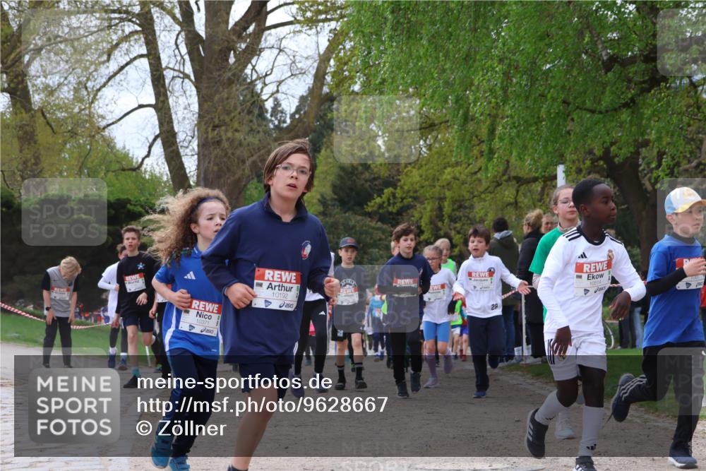 25.04.2026 - Das Zehntel Zöllner http://msf.ph/oto/9628667 25.04.2026 11:41:40 Laufen 10371, 10192, 28, 10514 meine-sportfotos.de