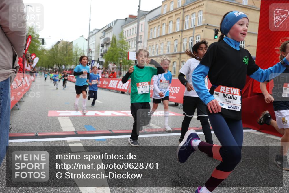 25.04.2026 - Das Zehntel Strokosch-Dieckow http://msf.ph/oto/9628701 25.04.2026 10:51:26 Ziel 5110, 5481, 5566, 5572, 5580, 6039, 6336, 6910, 6919, 7337, 7391, 7546, 7725, 7955, 7968 meine-sportfotos.de