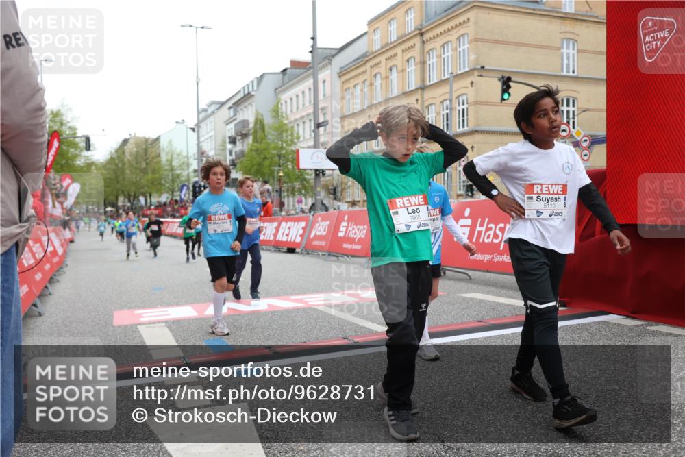 25.04.2026 - Das Zehntel Strokosch-Dieckow http://msf.ph/oto/9628731 25.04.2026 10:51:27 Ziel 5110, 5481, 5566, 5572, 5580, 5834, 6039, 6336, 6343, 6910, 6919, 6993, 7337, 7391, 7546, 7725, 7955, 7968 meine-sportfotos.de