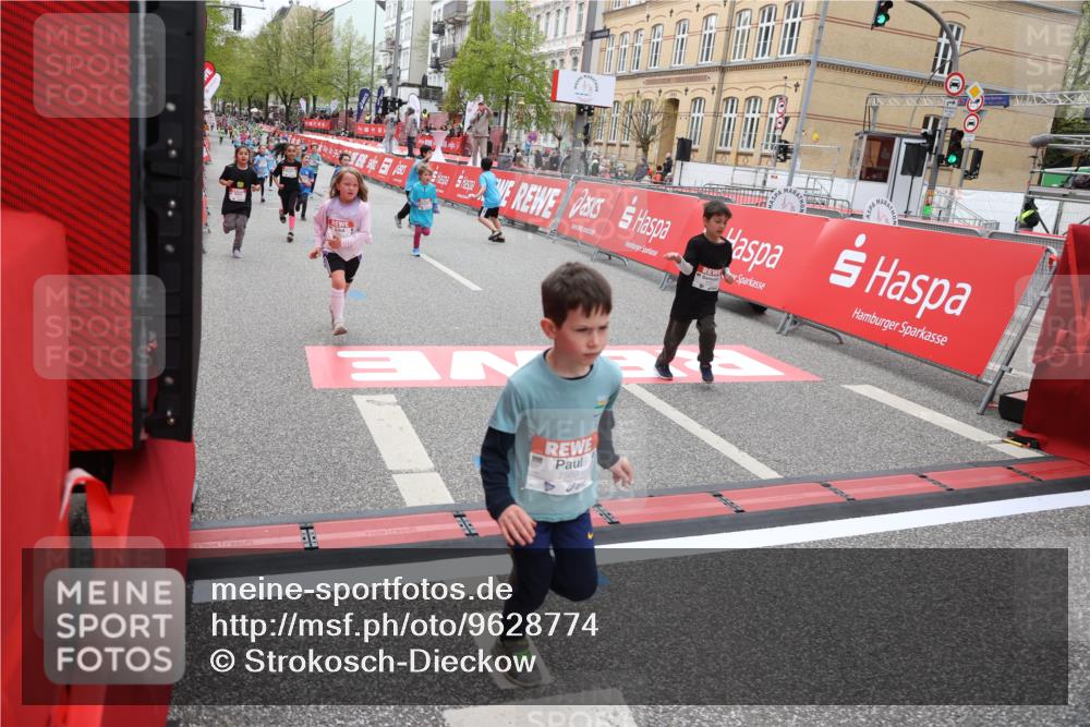 25.04.2026 - Das Zehntel Strokosch-Dieckow http://msf.ph/oto/9628774 25.04.2026 11:07:45 Ziel 5461, 5464, 6162, 6990, 7447, 7569, 7770, 7788, 8001 meine-sportfotos.de