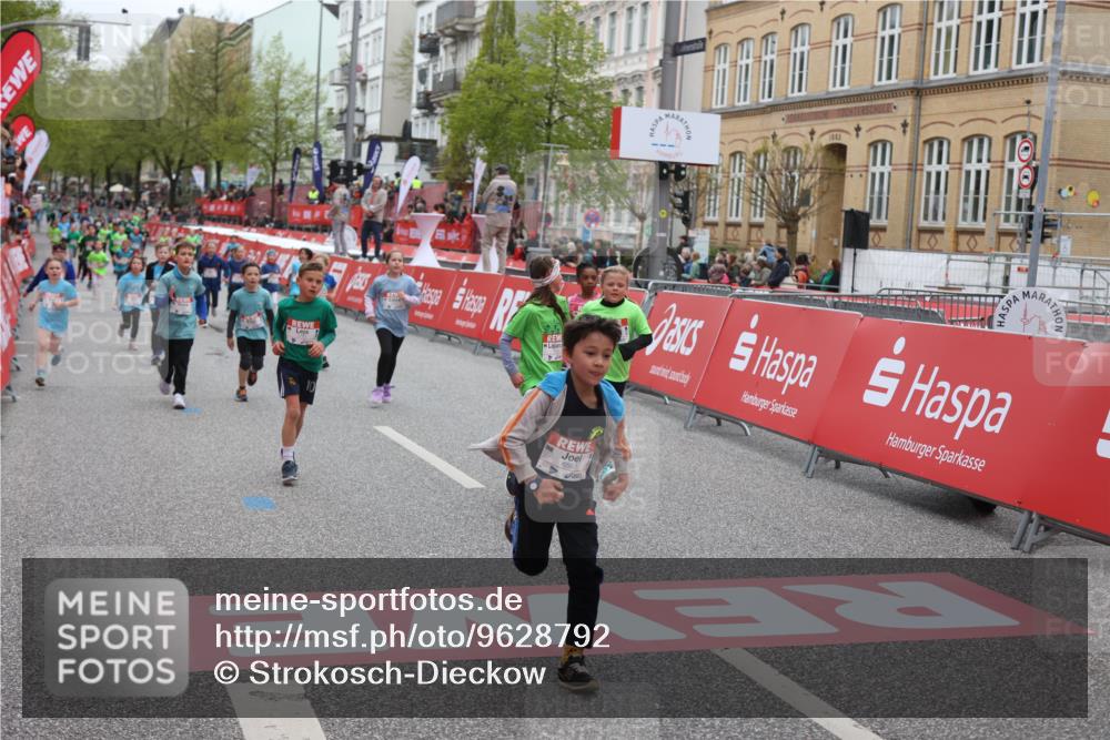 25.04.2026 - Das Zehntel Strokosch-Dieckow http://msf.ph/oto/9628792 25.04.2026 11:04:29 Ziel 5630, 5645, 5945, 5948, 5971, 6190, 6399, 6460, 6466, 6567, 6593, 6664, 7117, 7237, 7273, 7345, 7762, 7994 meine-sportfotos.de