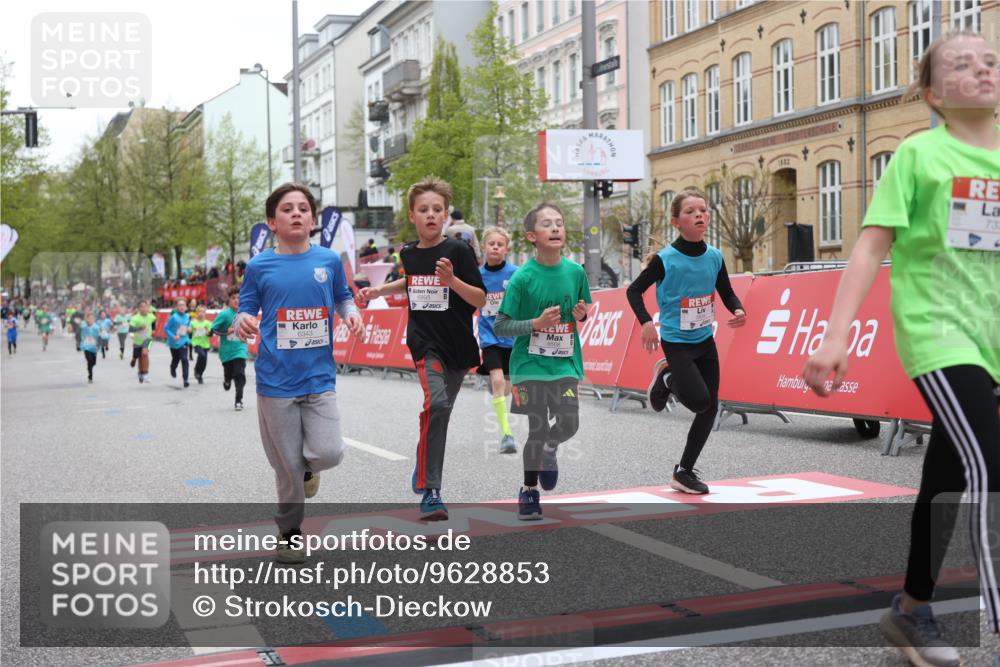 25.04.2026 - Das Zehntel Strokosch-Dieckow http://msf.ph/oto/9628853 25.04.2026 10:51:29 Ziel 5110, 5481, 5566, 5572, 5834, 6336, 6343, 6353, 6508, 6910, 6993, 7337, 7391, 7725, 7968 meine-sportfotos.de