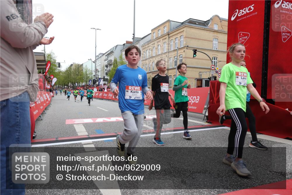 25.04.2026 - Das Zehntel Strokosch-Dieckow http://msf.ph/oto/9629009 25.04.2026 10:51:30 Ziel 5110, 5481, 5566, 5572, 5834, 6336, 6343, 6353, 6508, 6910, 6993, 7337, 7725, 7968 meine-sportfotos.de