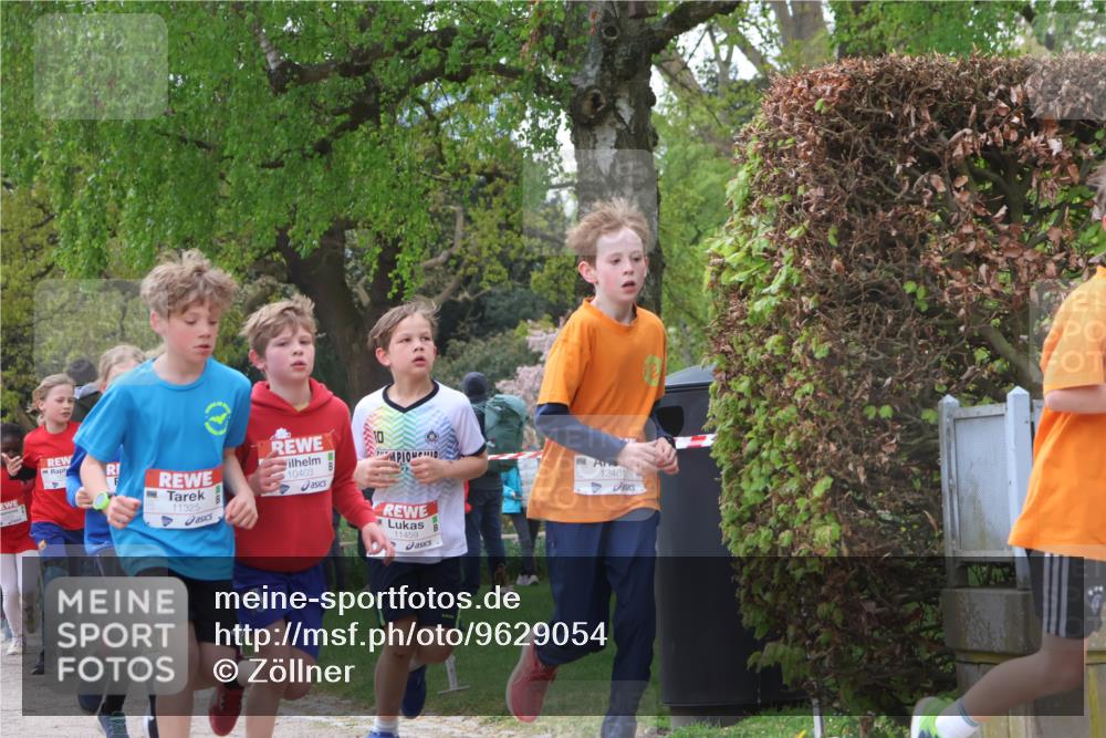 25.04.2026 - Das Zehntel Zöllner http://msf.ph/oto/9629054 25.04.2026 11:41:51 Laufen 10, 11325, 10403, 11459, 12461 meine-sportfotos.de