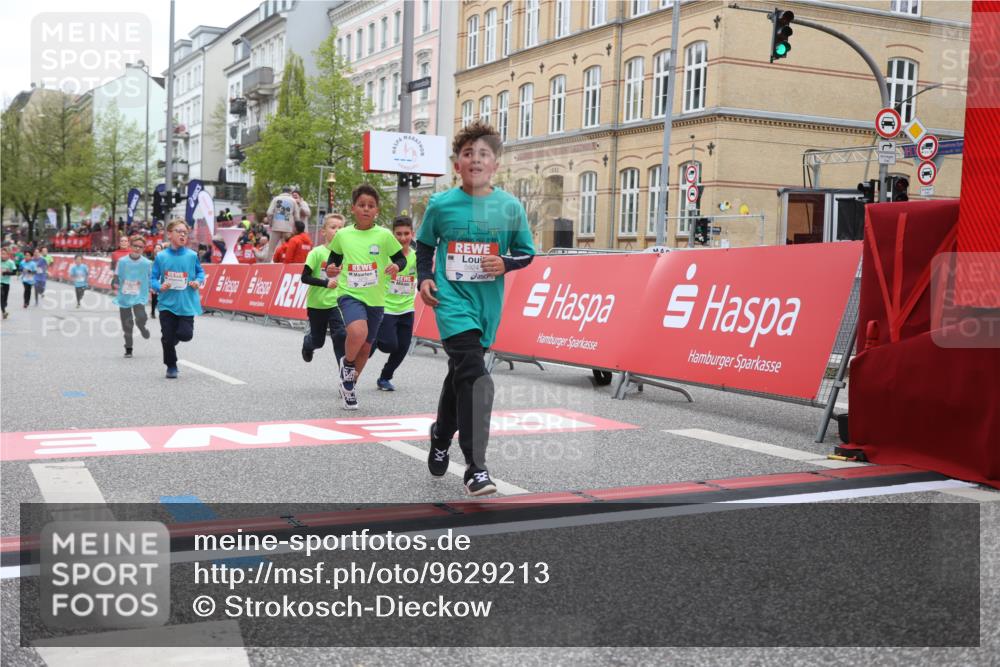 25.04.2026 - Das Zehntel Strokosch-Dieckow http://msf.ph/oto/9629213 25.04.2026 10:51:34 Ziel 5273, 5276, 5281, 5728, 5752, 5834, 5924, 6343, 6353, 6508, 6993, 7337 meine-sportfotos.de