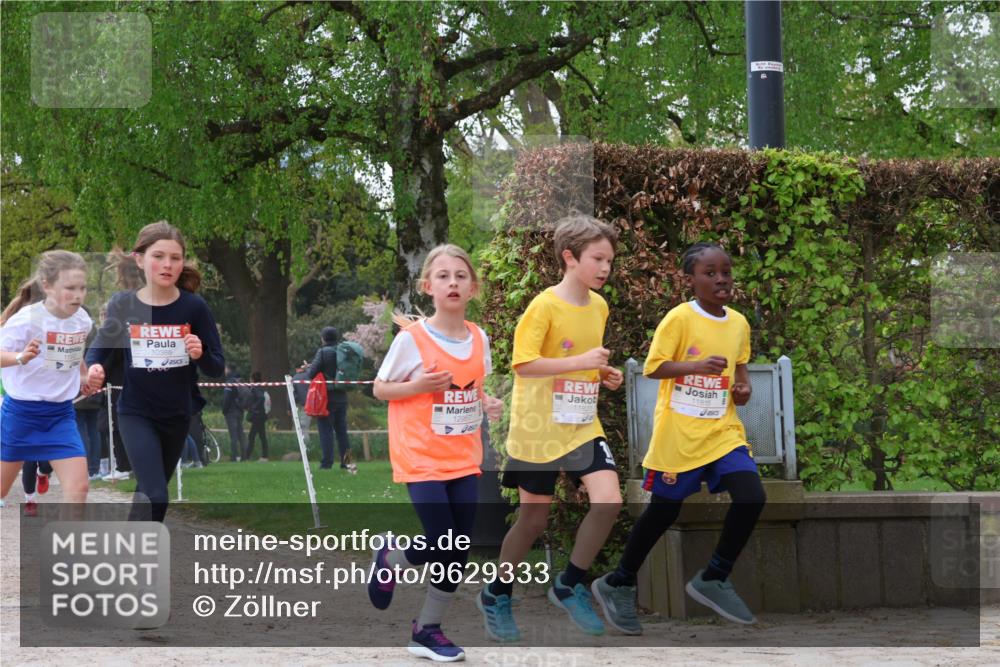 25.04.2026 - Das Zehntel Zöllner http://msf.ph/oto/9629333 25.04.2026 11:41:59 Laufen 10388, 12957, 11815, 2 meine-sportfotos.de
