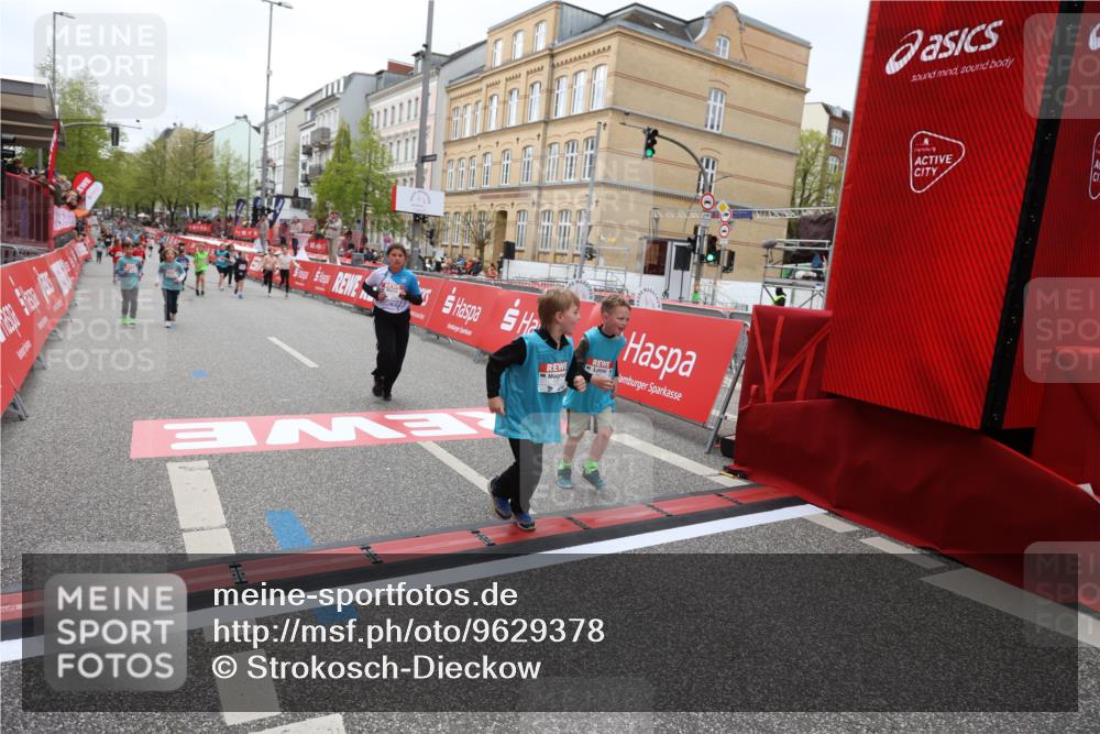 25.04.2026 - Das Zehntel Strokosch-Dieckow http://msf.ph/oto/9629378 25.04.2026 11:07:28 Ziel 5174, 5177, 5611, 5631, 5654, 5656, 5687, 5877, 7189, 7743 meine-sportfotos.de