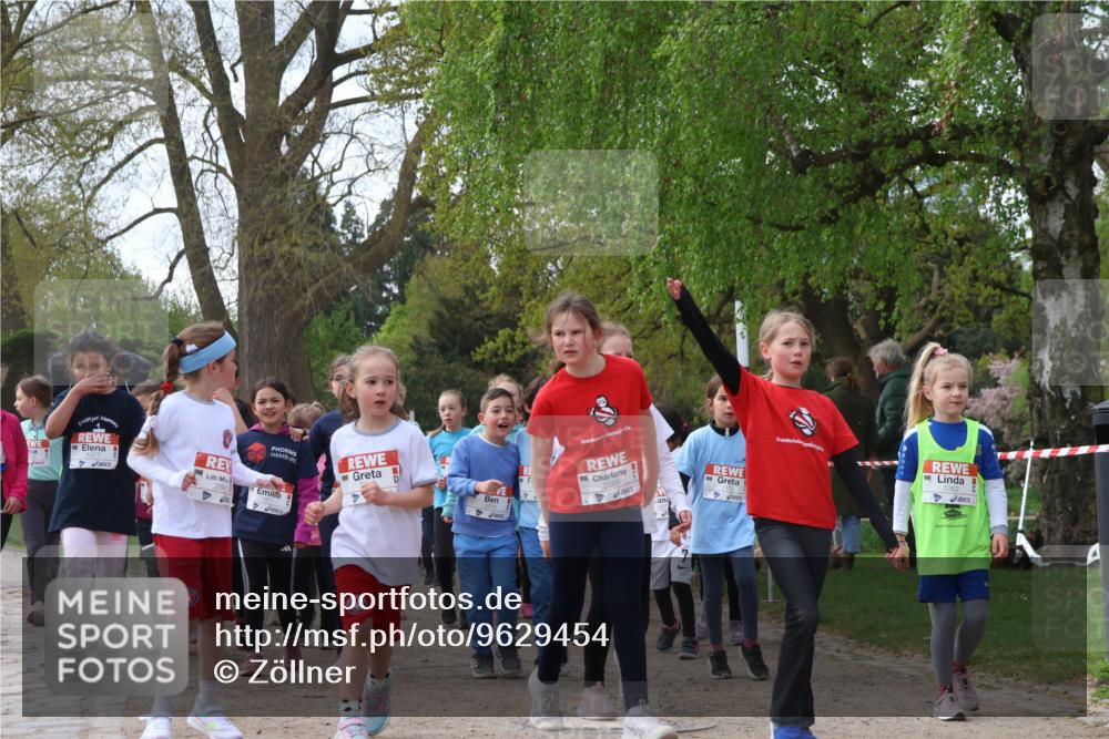 25.04.2026 - Das Zehntel Zöllner http://msf.ph/oto/9629454 25.04.2026 07:47:09 Laufen 1811, 2569 meine-sportfotos.de
