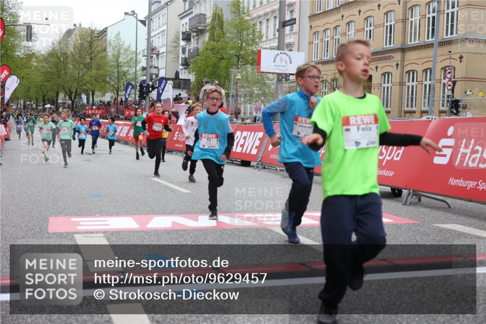 25.04.2026 - Das Zehntel Strokosch-Dieckow http://msf.ph/oto/9629457 25.04.2026 10:51:35 Ziel 5273, 5276, 5281, 5728, 5752, 5834, 5924, 6151, 6343, 6353, 6508, 6966, 6993 meine-sportfotos.de