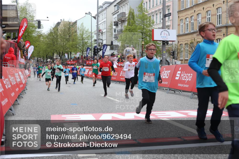 25.04.2026 - Das Zehntel Strokosch-Dieckow http://msf.ph/oto/9629494 25.04.2026 10:51:36 Ziel 5273, 5276, 5281, 5728, 5752, 5924, 6040, 6052, 6151, 6353, 6508, 6966 meine-sportfotos.de