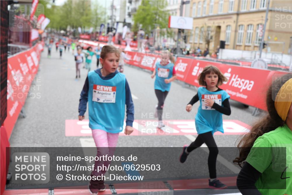 25.04.2026 - Das Zehntel Strokosch-Dieckow http://msf.ph/oto/9629503 25.04.2026 11:07:22 Ziel 5210, 5654, 5656, 5687, 6445, 6469, 6776, 6835, 6841, 6863, 7793 meine-sportfotos.de