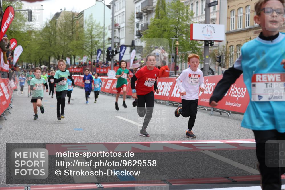 25.04.2026 - Das Zehntel Strokosch-Dieckow http://msf.ph/oto/9629558 25.04.2026 10:51:37 Ziel 5273, 5276, 5281, 5728, 5752, 5924, 6040, 6052, 6151, 6966, 7935 meine-sportfotos.de