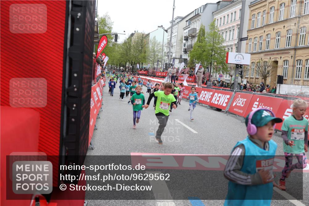 25.04.2026 - Das Zehntel Strokosch-Dieckow http://msf.ph/oto/9629562 25.04.2026 11:04:25 Ziel 5052, 5053, 5630, 5945, 5948, 5971, 6460, 6466, 6567, 6887, 7064, 7087, 7117, 7237, 7269, 7600, 7980, 7994 meine-sportfotos.de