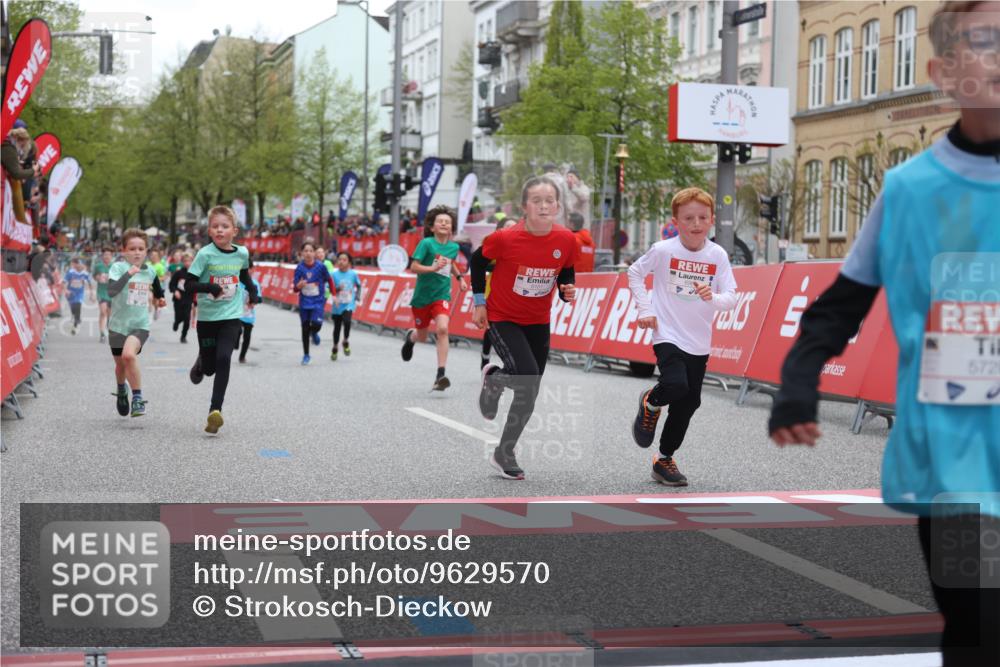 25.04.2026 - Das Zehntel Strokosch-Dieckow http://msf.ph/oto/9629570 25.04.2026 10:51:37 Ziel 5273, 5276, 5281, 5728, 5752, 5924, 6040, 6052, 6151, 6966, 7935 meine-sportfotos.de