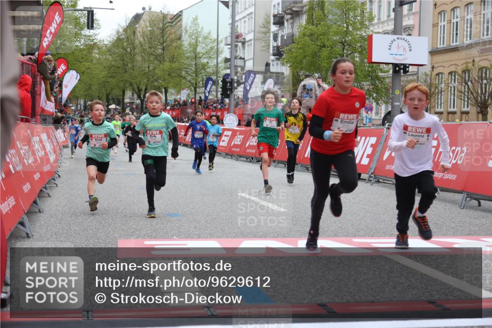 25.04.2026 - Das Zehntel Strokosch-Dieckow http://msf.ph/oto/9629612 25.04.2026 10:51:37 Ziel 5273, 5276, 5281, 5728, 5752, 5924, 6040, 6052, 6151, 6966, 7935 meine-sportfotos.de