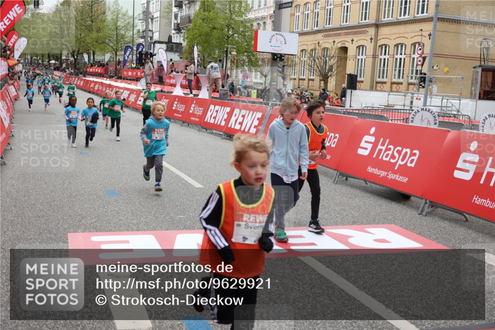 25.04.2026 - Das Zehntel Strokosch-Dieckow http://msf.ph/oto/9629921 25.04.2026 11:07:03 Ziel 5191, 5607, 5620, 5639, 5640, 6621, 7068, 7083, 7353, 7354, 7415, 7418, 7816, 7871 meine-sportfotos.de