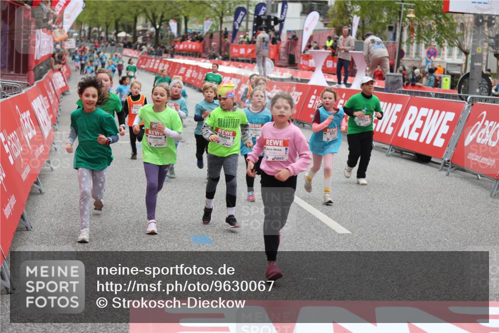 25.04.2026 - Das Zehntel Strokosch-Dieckow http://msf.ph/oto/9630067 25.04.2026 11:06:58 Ziel 5010, 5191, 5618, 5622, 5623, 5640, 5642, 6002, 6626, 7068, 7083, 7454, 7460, 7816, 7871 meine-sportfotos.de
