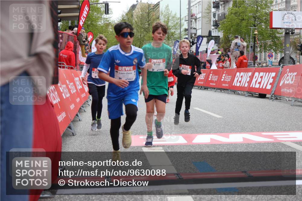 25.04.2026 - Das Zehntel Strokosch-Dieckow http://msf.ph/oto/9630088 25.04.2026 10:51:43 Ziel 5414, 5435, 6040, 6052, 6151, 6890, 6907, 6966, 6967, 7145, 7325, 7914, 7935, 8060, 8061 meine-sportfotos.de