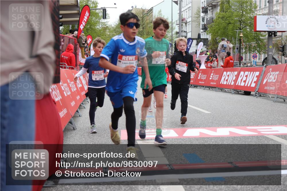 25.04.2026 - Das Zehntel Strokosch-Dieckow http://msf.ph/oto/9630097 25.04.2026 10:51:43 Ziel 5414, 5435, 6040, 6052, 6151, 6890, 6907, 6966, 6967, 7145, 7325, 7914, 7935, 8060, 8061 meine-sportfotos.de