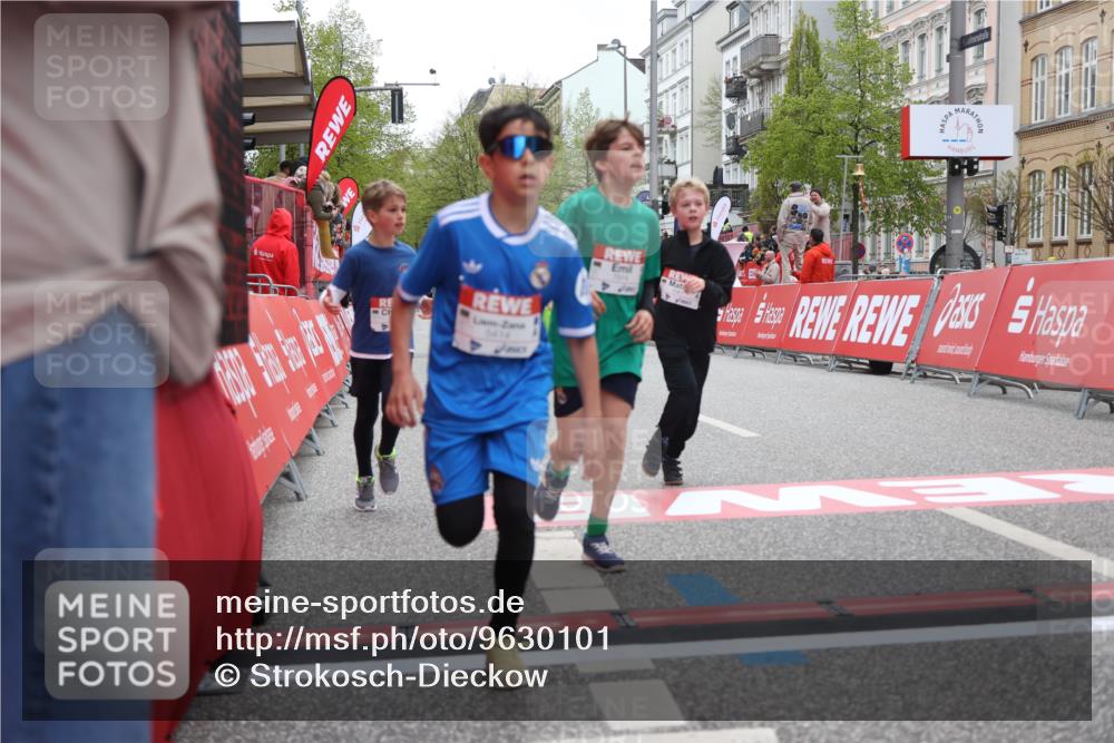25.04.2026 - Das Zehntel Strokosch-Dieckow http://msf.ph/oto/9630101 25.04.2026 10:51:43 Ziel 5414, 5435, 6040, 6052, 6151, 6890, 6907, 6966, 6967, 7145, 7325, 7914, 7935, 8060, 8061 meine-sportfotos.de