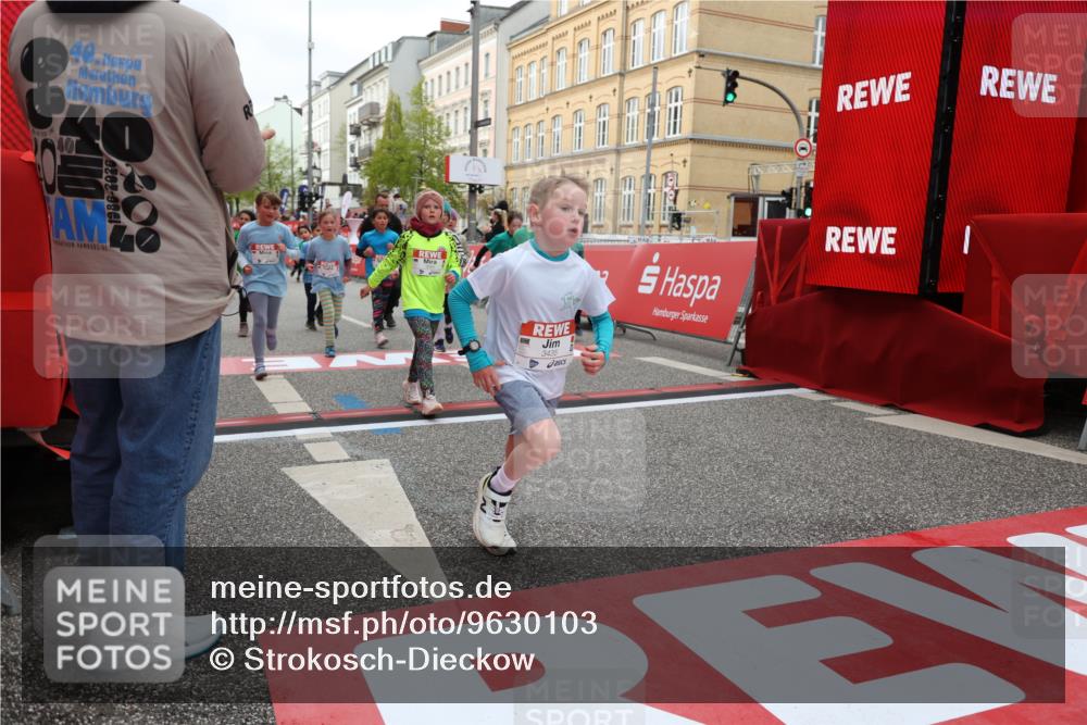 25.04.2026 - Das Zehntel Strokosch-Dieckow http://msf.ph/oto/9630103 25.04.2026 09:02:54 Ziel 1232, 1337, 1343, 1716, 1813, 2003, 2139, 2143, 2198, 2388, 2448, 2457, 3061, 3072, 3650, 3681, 3694, 3786, 3793, 3794 meine-sportfotos.de