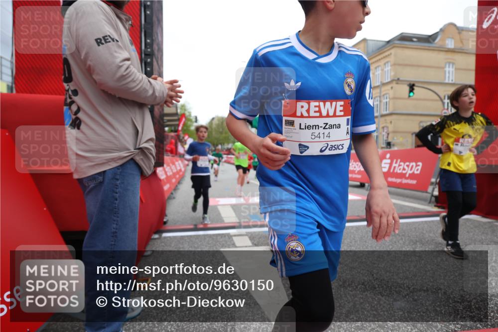 25.04.2026 - Das Zehntel Strokosch-Dieckow http://msf.ph/oto/9630150 25.04.2026 10:51:44 Ziel 5414, 5435, 6040, 6052, 6117, 6425, 6531, 6890, 6907, 6967, 7145, 7325, 7914, 7935, 8060, 8061 meine-sportfotos.de