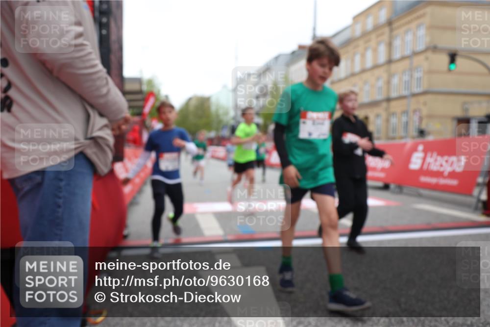 25.04.2026 - Das Zehntel Strokosch-Dieckow http://msf.ph/oto/9630168 25.04.2026 10:51:45 Ziel 5414, 5435, 6117, 6425, 6531, 6890, 6907, 6967, 7145, 7325, 7914, 7935, 7953, 8060, 8061 meine-sportfotos.de