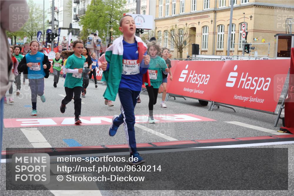 25.04.2026 - Das Zehntel Strokosch-Dieckow http://msf.ph/oto/9630214 25.04.2026 09:02:59 Ziel 1232, 1337, 1343, 1716, 2003, 2388, 2457, 2504, 2595, 2600, 2926, 3399, 3434, 3435, 3633, 3638, 3639, 3643, 3645, 3647, 3649, 3650, 3694, 3747, 3774, 3786, 3793, 3794, 3941, 3981, 3982 meine-sportfotos.de