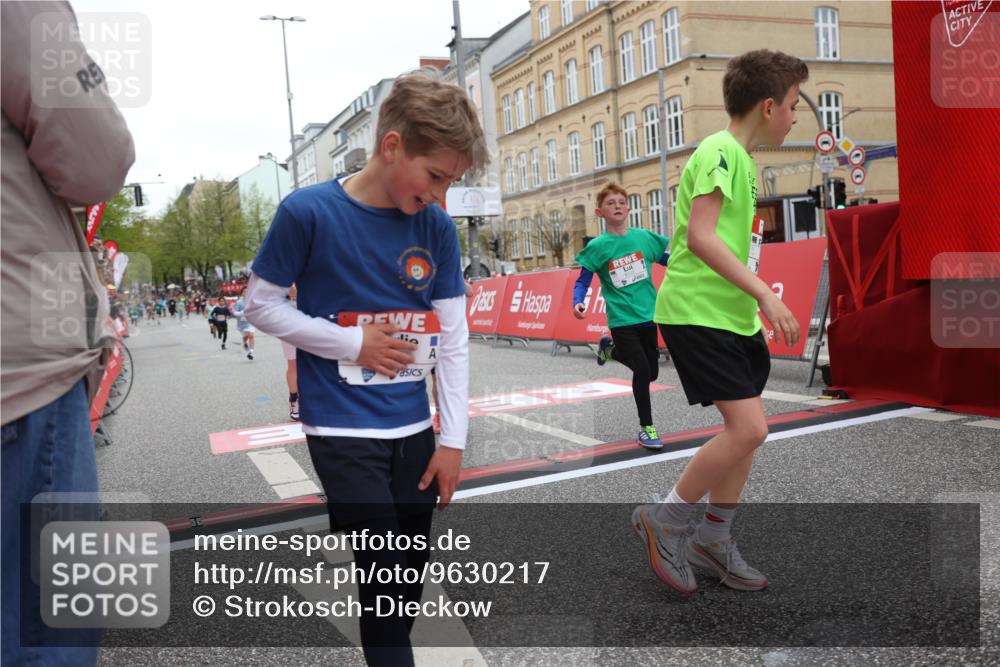 25.04.2026 - Das Zehntel Strokosch-Dieckow http://msf.ph/oto/9630217 25.04.2026 10:51:46 Ziel 5414, 5435, 6117, 6425, 6531, 6890, 6907, 6967, 7145, 7154, 7325, 7914, 7953, 8060, 8061 meine-sportfotos.de