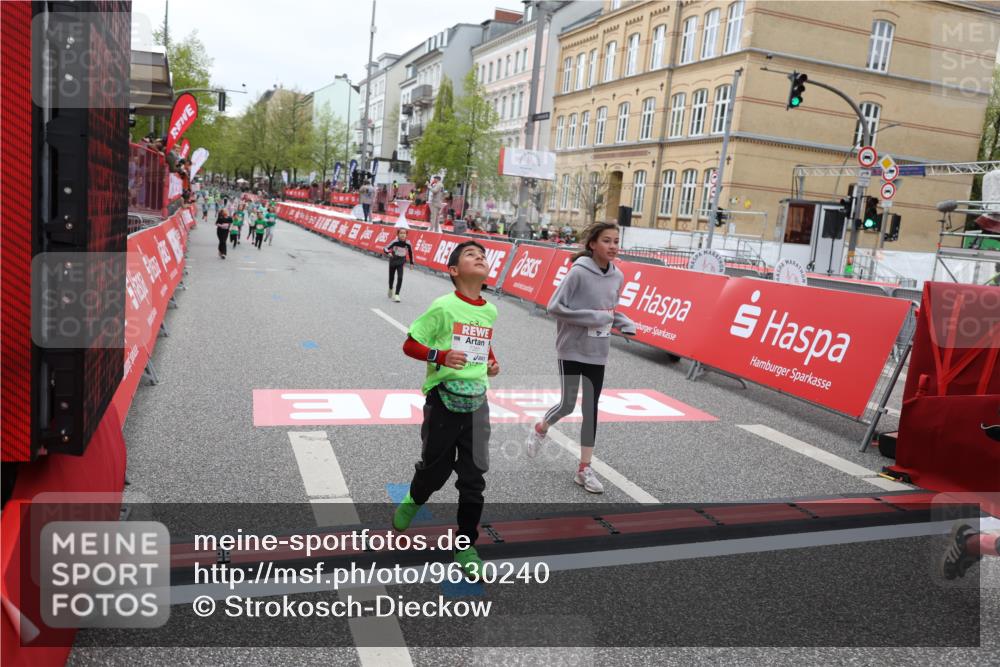 25.04.2026 - Das Zehntel Strokosch-Dieckow http://msf.ph/oto/9630240 25.04.2026 11:06:37 Ziel 5172, 6241, 6934, 7281, 7774, 7777, 18087 meine-sportfotos.de