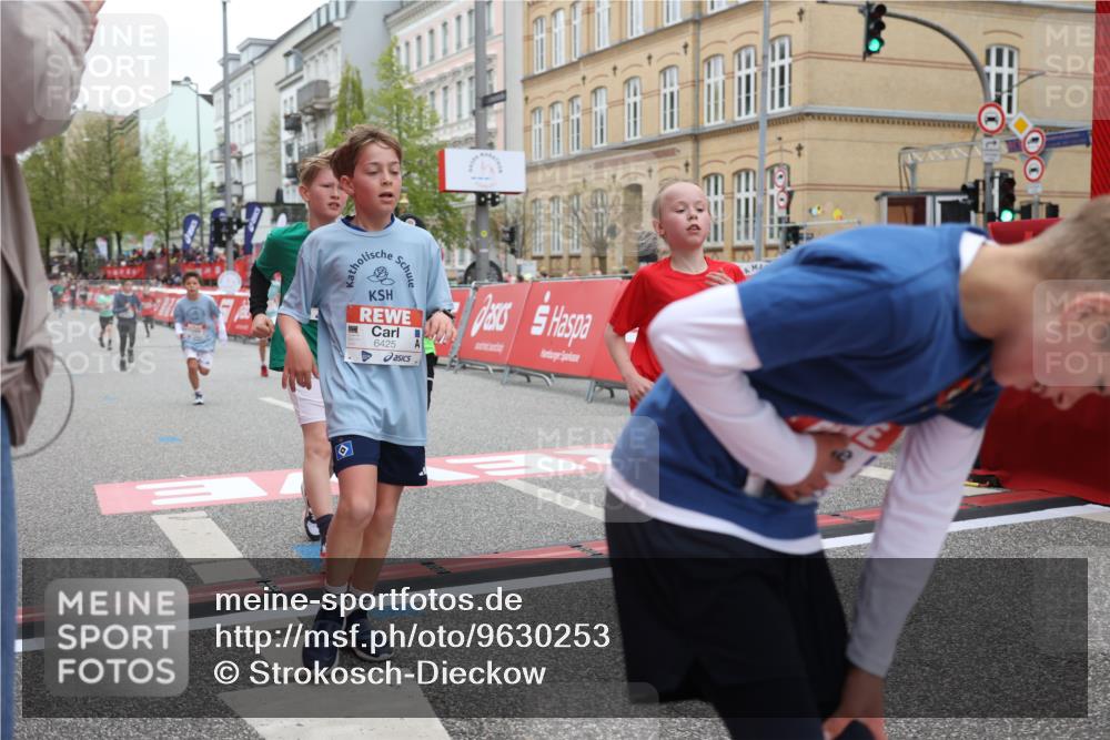 25.04.2026 - Das Zehntel Strokosch-Dieckow http://msf.ph/oto/9630253 25.04.2026 10:51:47 Ziel 5414, 5435, 6117, 6420, 6425, 6531, 6967, 7145, 7154, 7325, 7585, 7914, 7953, 8060 meine-sportfotos.de