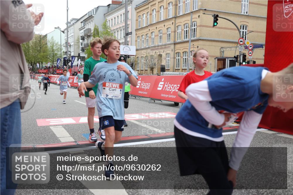 25.04.2026 - Das Zehntel Strokosch-Dieckow http://msf.ph/oto/9630262 25.04.2026 10:51:48 Ziel 5414, 5435, 6117, 6420, 6425, 6531, 6967, 7145, 7154, 7325, 7585, 7914, 7953, 8060 meine-sportfotos.de