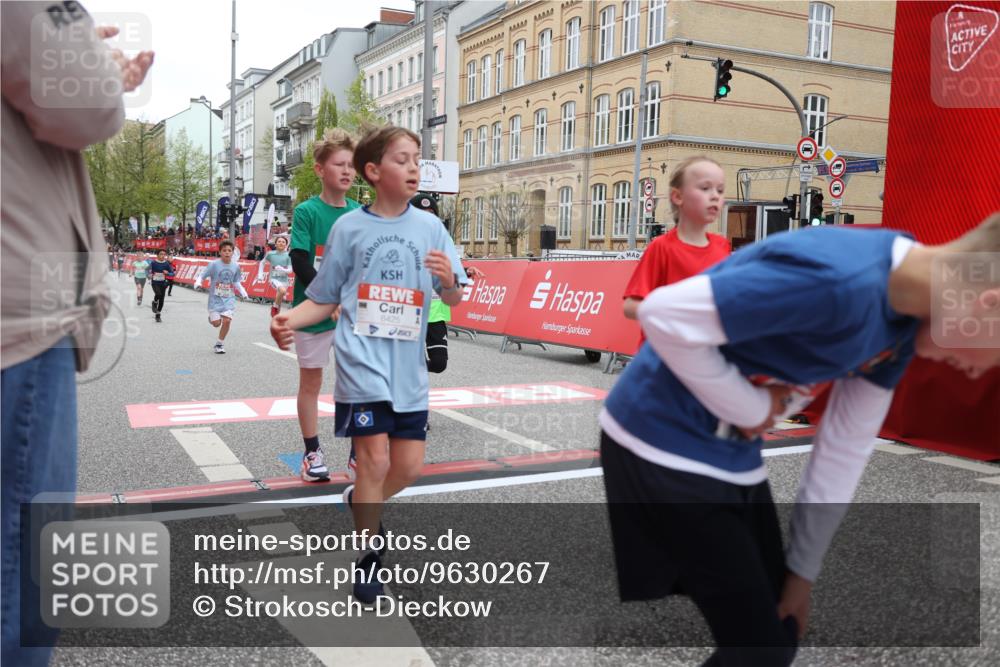 25.04.2026 - Das Zehntel Strokosch-Dieckow http://msf.ph/oto/9630267 25.04.2026 10:51:48 Ziel 5414, 5435, 6117, 6420, 6425, 6531, 6967, 7145, 7154, 7325, 7585, 7914, 7953, 8060 meine-sportfotos.de