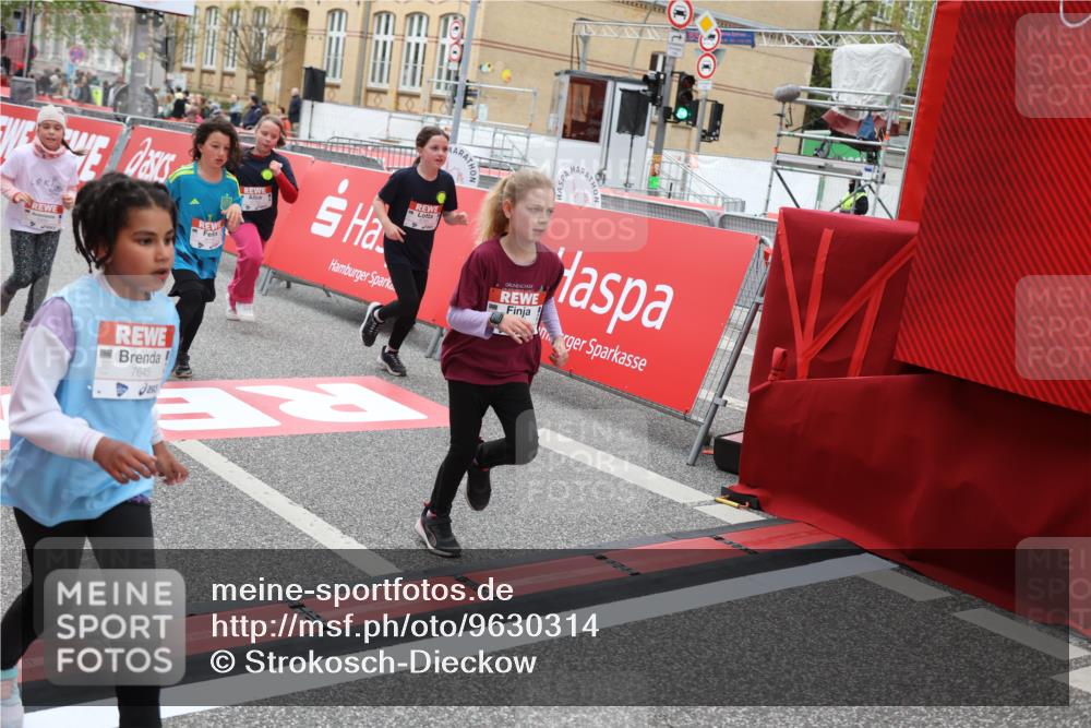 25.04.2026 - Das Zehntel Strokosch-Dieckow http://msf.ph/oto/9630314 25.04.2026 11:06:26 Ziel 6195, 6197, 6480, 6481, 6587, 6739, 6765, 6773, 6801, 7215, 7216, 7416, 7645 meine-sportfotos.de