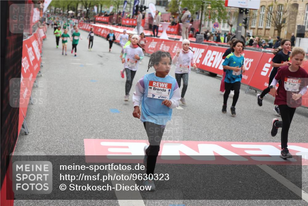 25.04.2026 - Das Zehntel Strokosch-Dieckow http://msf.ph/oto/9630323 25.04.2026 11:06:25 Ziel 6195, 6197, 6587, 6739, 6765, 6773, 6801, 7215, 7216, 7416, 7645 meine-sportfotos.de