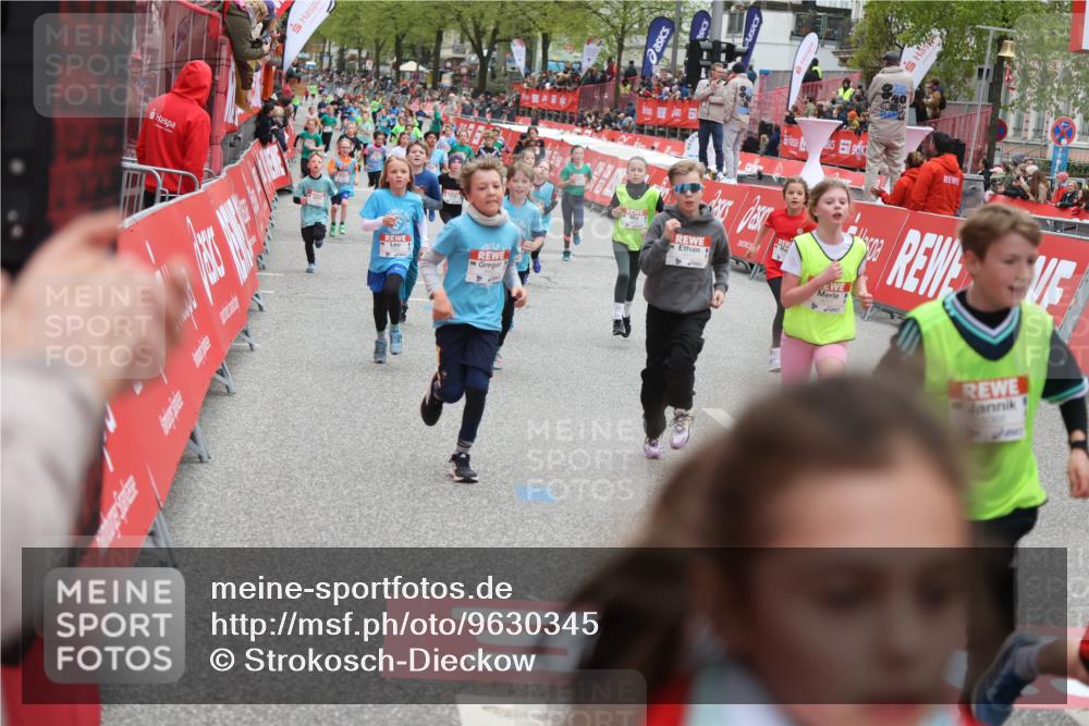 25.04.2026 - Das Zehntel Strokosch-Dieckow http://msf.ph/oto/9630345 25.04.2026 10:52:01 Ziel 5500, 5517, 5586, 6068, 6077, 6083, 6097, 6124, 6156, 6342, 6721, 6917, 6936, 6942, 6951, 7841, 7857, 7880, 7913, 8023 meine-sportfotos.de