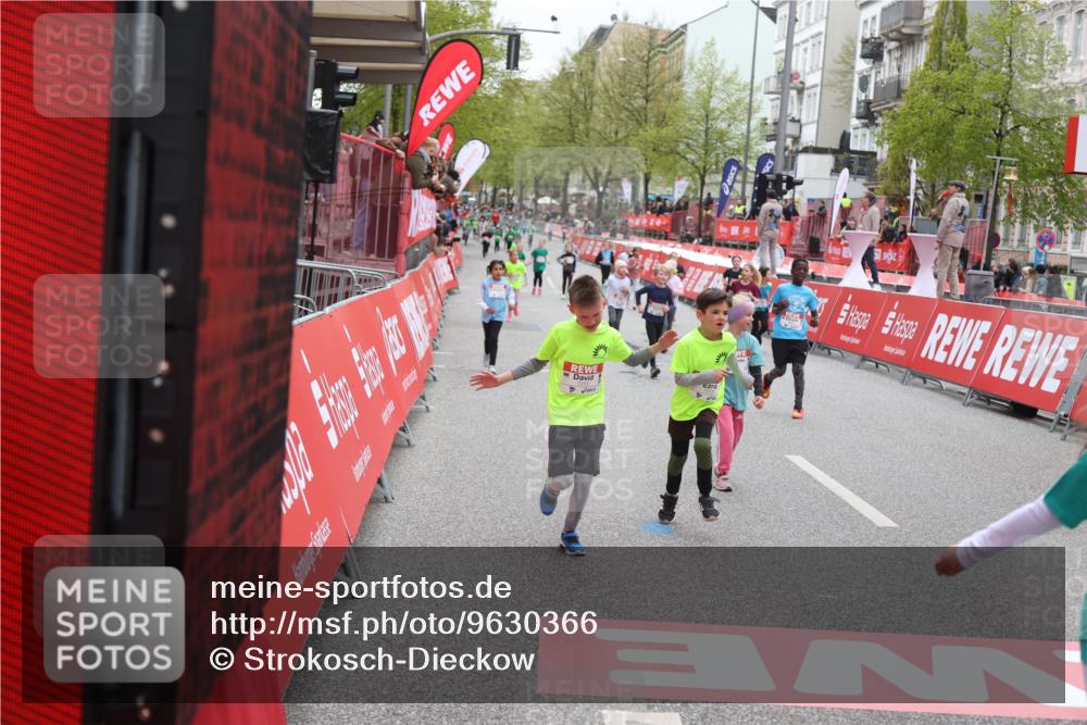 25.04.2026 - Das Zehntel Strokosch-Dieckow http://msf.ph/oto/9630366 25.04.2026 11:06:19 Ziel 5051, 5875, 7215, 7216, 7268, 7295, 7471 meine-sportfotos.de