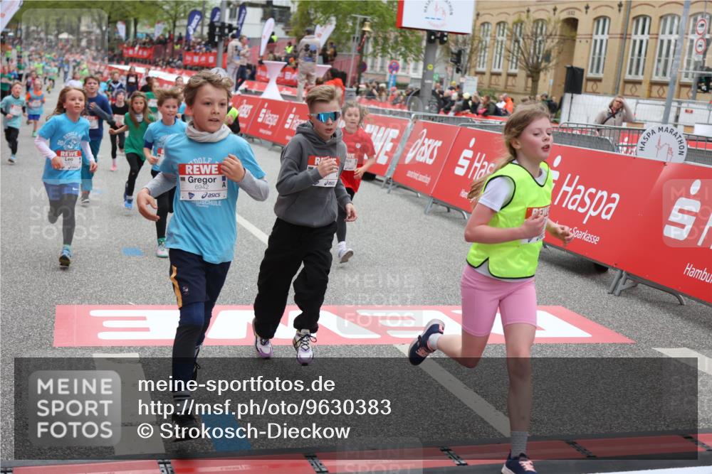 25.04.2026 - Das Zehntel Strokosch-Dieckow http://msf.ph/oto/9630383 25.04.2026 10:52:02 Ziel 5500, 5517, 5586, 6055, 6068, 6077, 6083, 6097, 6124, 6156, 6342, 6721, 6917, 6936, 6942, 6951, 7841, 7857, 7880, 7913, 8023, 8039 meine-sportfotos.de
