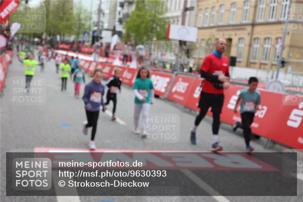 25.04.2026 - Das Zehntel Strokosch-Dieckow http://msf.ph/oto/9630393 25.04.2026 11:06:16 Ziel 5051, 5121, 5875, 7268, 7295, 7471, 7589, 8073 meine-sportfotos.de