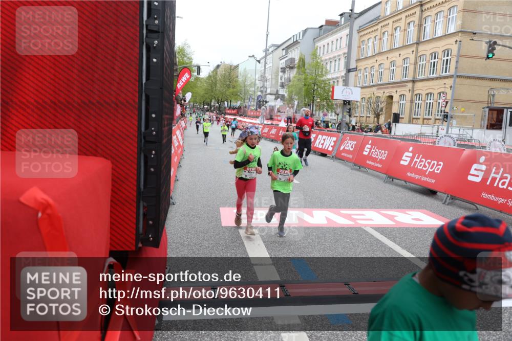 25.04.2026 - Das Zehntel Strokosch-Dieckow http://msf.ph/oto/9630411 25.04.2026 11:06:13 Ziel 5121, 5647, 5952, 7268, 7295, 7564, 7578, 7589, 7637, 7870, 8073 meine-sportfotos.de