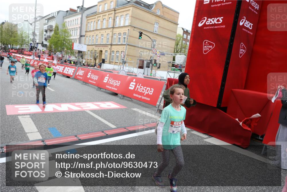 25.04.2026 - Das Zehntel Strokosch-Dieckow http://msf.ph/oto/9630473 25.04.2026 11:06:04 Ziel 5096, 5124, 5886, 5944, 6159, 6599, 6851, 6970, 7040, 7210, 7213, 7461, 7492, 7566 meine-sportfotos.de