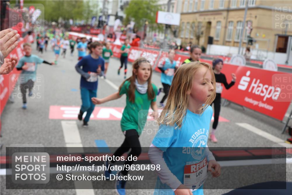 25.04.2026 - Das Zehntel Strokosch-Dieckow http://msf.ph/oto/9630498 25.04.2026 10:52:05 Ziel 5415, 5500, 5517, 5761, 6055, 6068, 6077, 6083, 6097, 6124, 6712, 6721, 6917, 6936, 6942, 6951, 6957, 7545, 7880, 7910, 7952, 7973, 8023, 8039 meine-sportfotos.de