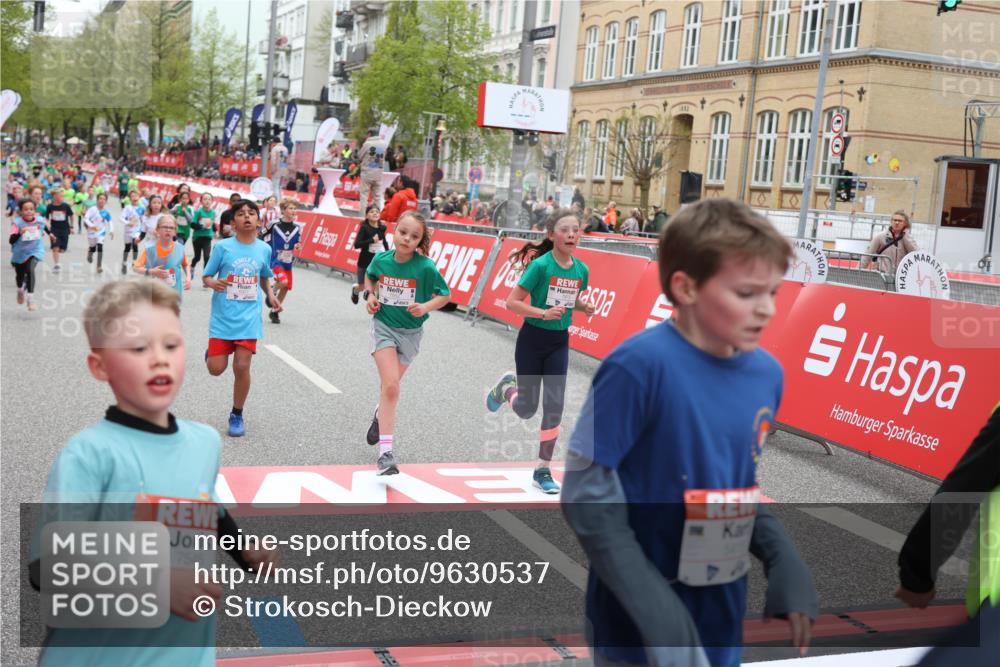 25.04.2026 - Das Zehntel Strokosch-Dieckow http://msf.ph/oto/9630537 25.04.2026 10:52:06 Ziel 5415, 5688, 5761, 6055, 6068, 6077, 6083, 6124, 6659, 6712, 6721, 6917, 6936, 6942, 6951, 6957, 7545, 7880, 7910, 7952, 7973, 8023, 8039 meine-sportfotos.de