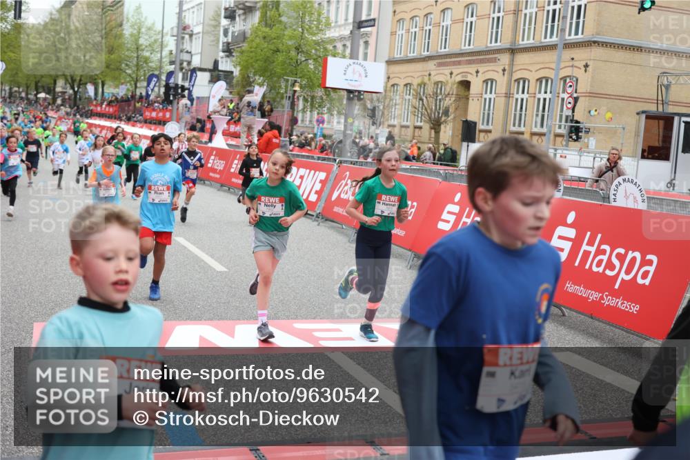 25.04.2026 - Das Zehntel Strokosch-Dieckow http://msf.ph/oto/9630542 25.04.2026 10:52:06 Ziel 5415, 5688, 5761, 6055, 6068, 6077, 6083, 6124, 6659, 6712, 6721, 6917, 6936, 6942, 6951, 6957, 7545, 7880, 7910, 7952, 7973, 8023, 8039 meine-sportfotos.de